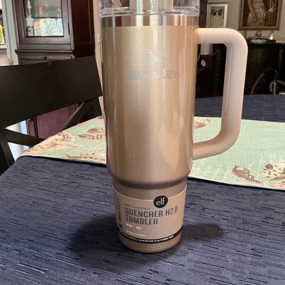 STANLEY y ELF HONEY TALKS QUENCHER LIMITED EDITION